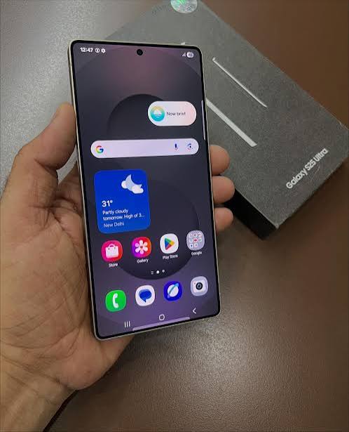 Samsung Galaxy S25 Ultra 512 GB – Titanium – Used for 3 weeks